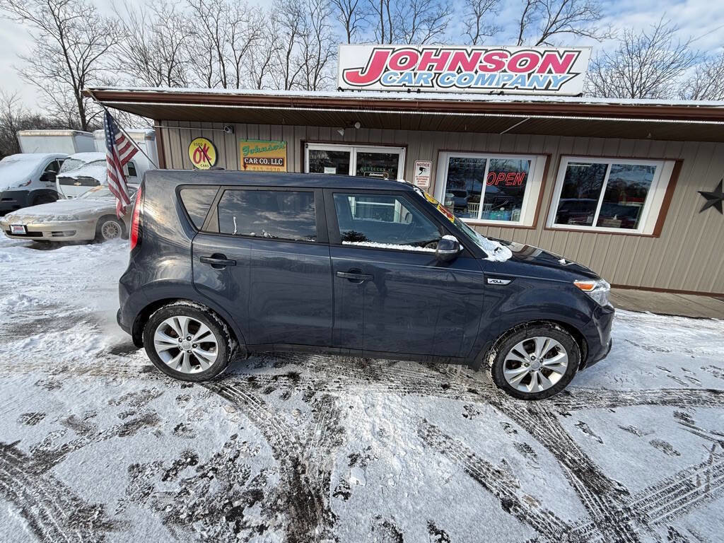 Used 2016 Kia Soul ! w/ Premium Package image 3