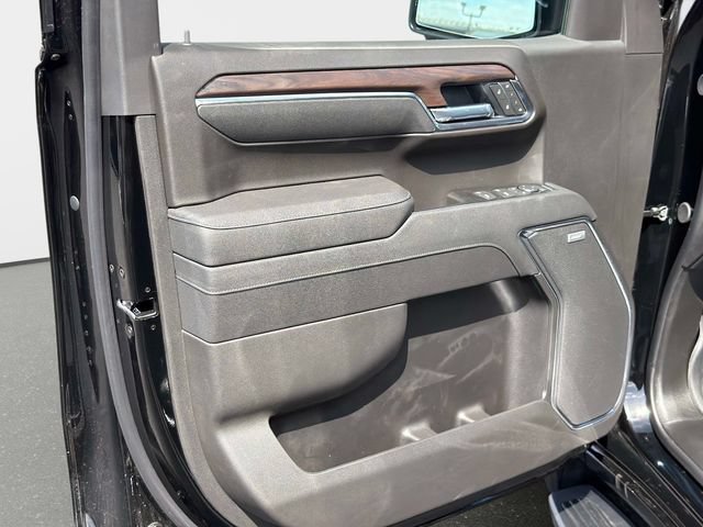 New 2026 GMC Sierra 1500 SLT w/ SLT Premium Package AWD/4WD image 17