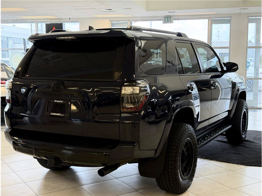 Used 2019 Toyota 4Runner TRD Off-Road AWD/4WD image 5