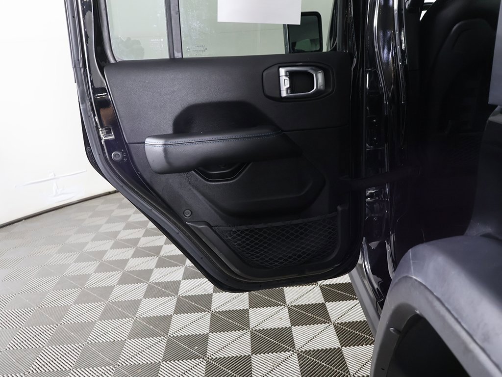 Used 2022 Jeep Wrangler Unlimited Rubicon 4xe image 21