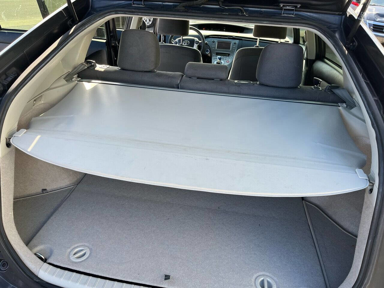 Used 2014 Toyota Prius Five image 18