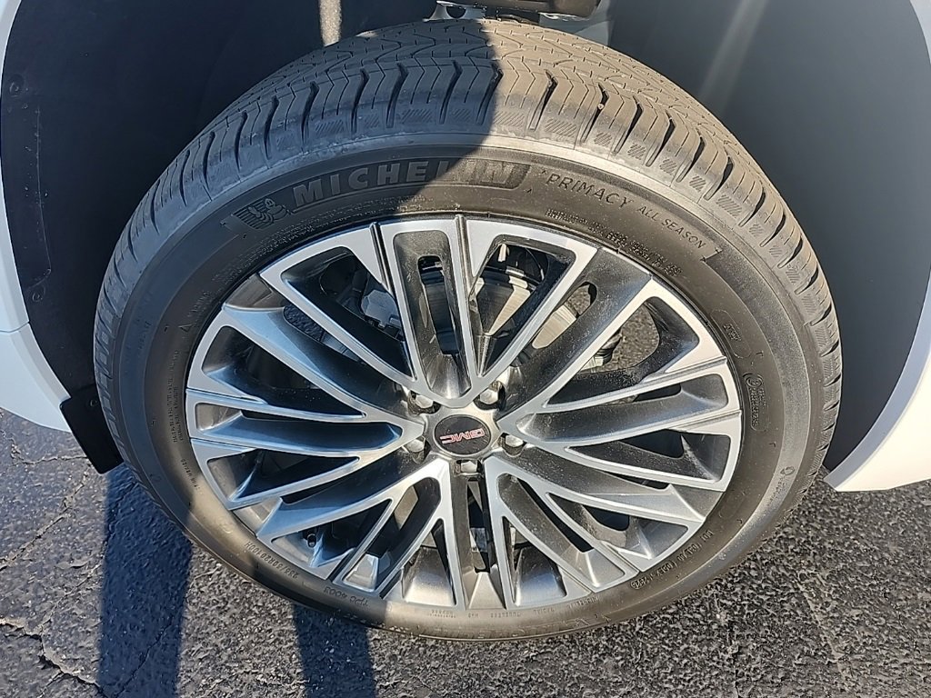 New 2026 GMC Terrain Denali image 9