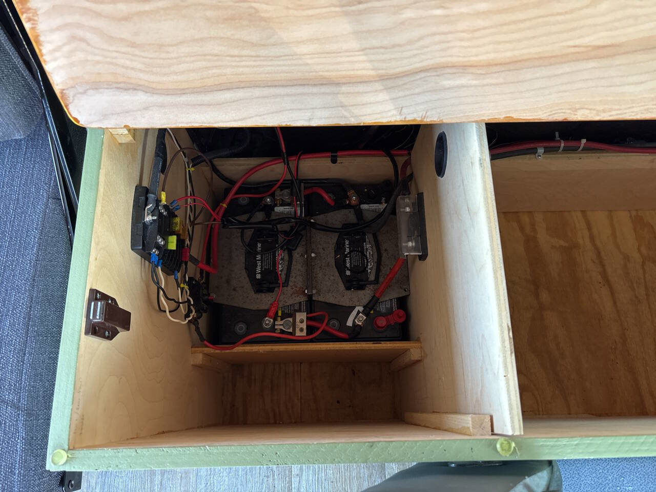 Used 2016 RAM ProMaster 2500 w/ Interior Convenience Group image 31