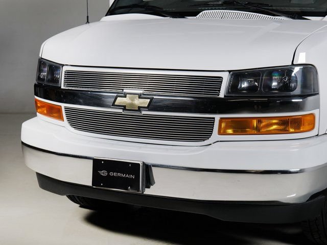 Used 2022 Chevrolet Express 2500 Extended w/ Enhanced Convenience Package RWD image 21