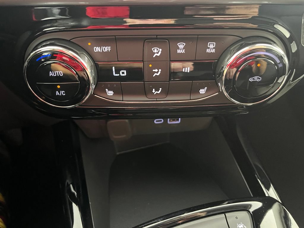New 2026 Chevrolet Trax LT w/ Driver Confidence Package FWD image 29