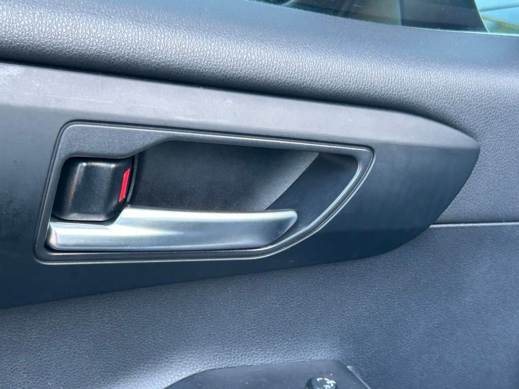 Used 2023 Toyota Highlander XLE FWD image 70