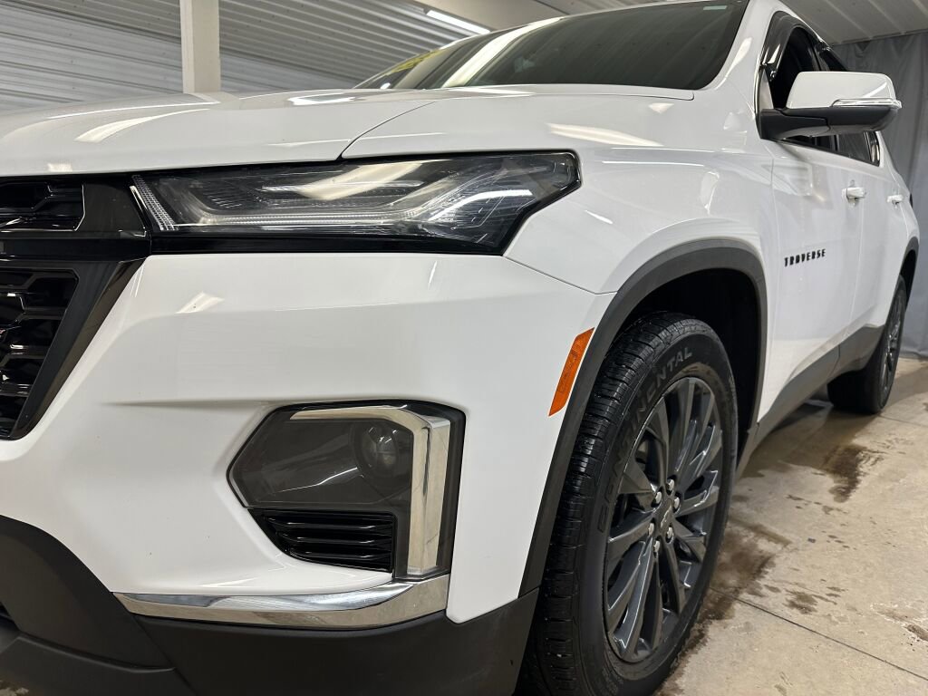 Certified 2023 Chevrolet Traverse RS w/ LPO, Floor Liner Package image 40