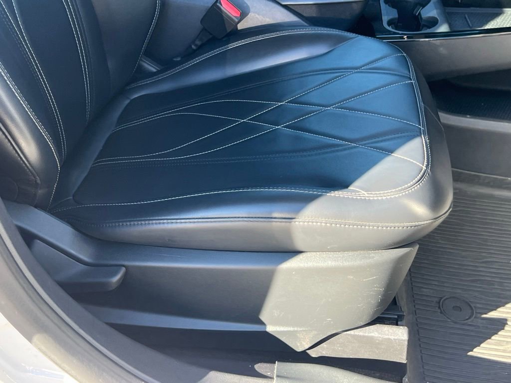 Used 2022 Ford Mustang Mach-E Select image 18