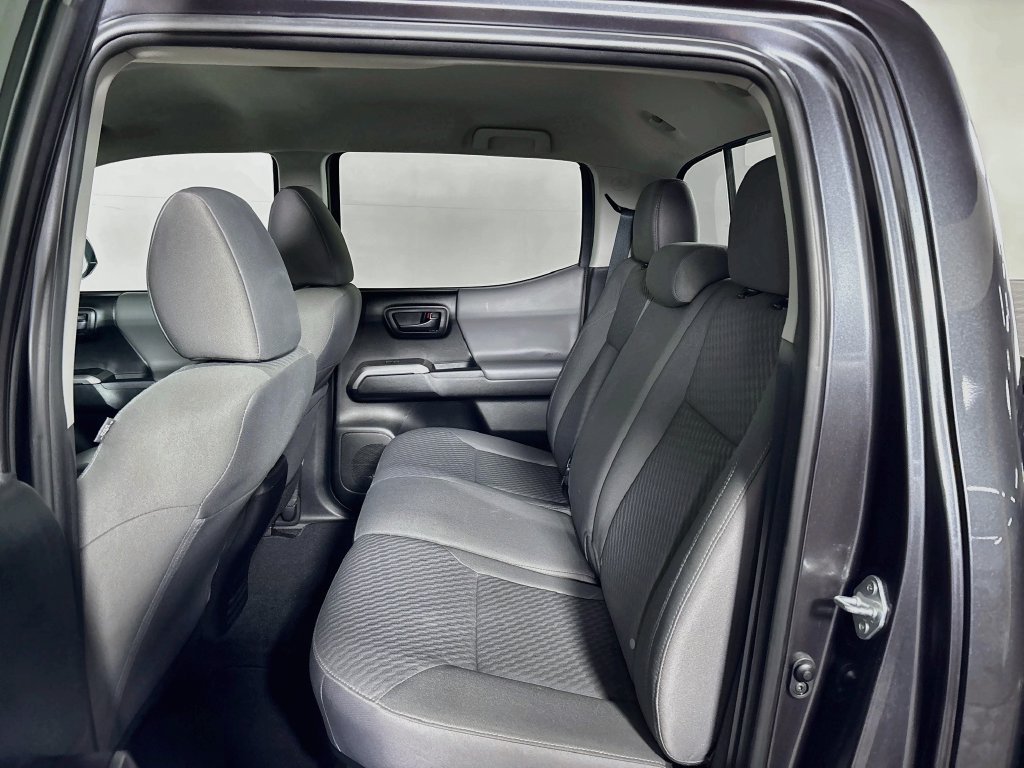 Used 2021 Toyota Tacoma SR5 RWD image 19