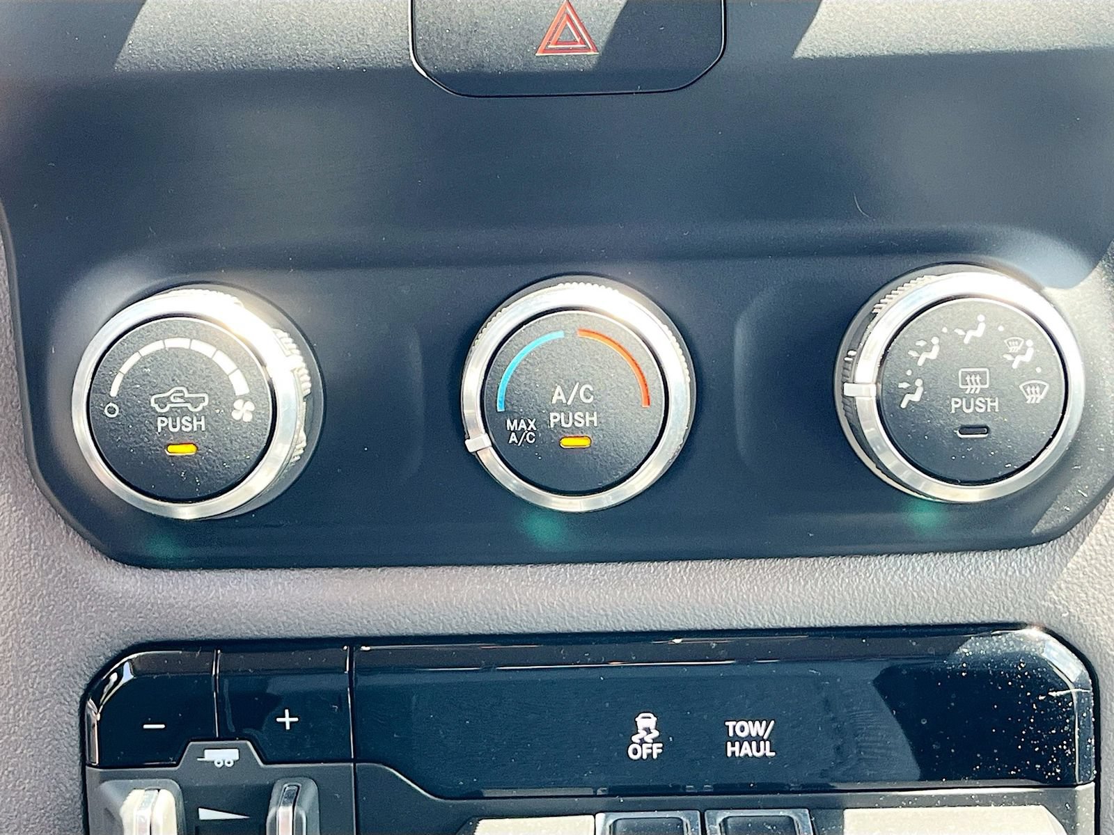 Used 2019 RAM 1500 Big Horn AWD/4WD image 15