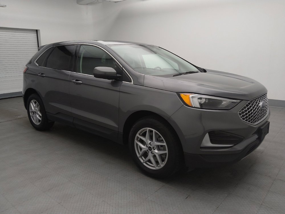 Used 2024 Ford Edge SEL image 11