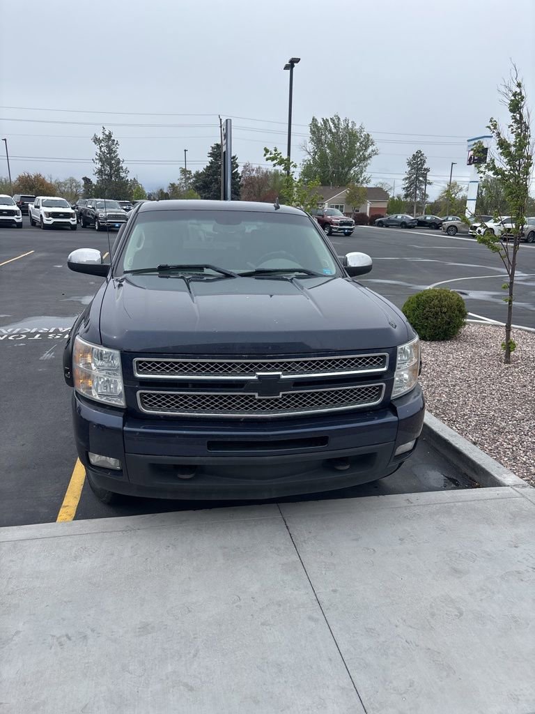 Used 2012 Chevrolet Silverado 1500 LTZ AWD/4WD image 8