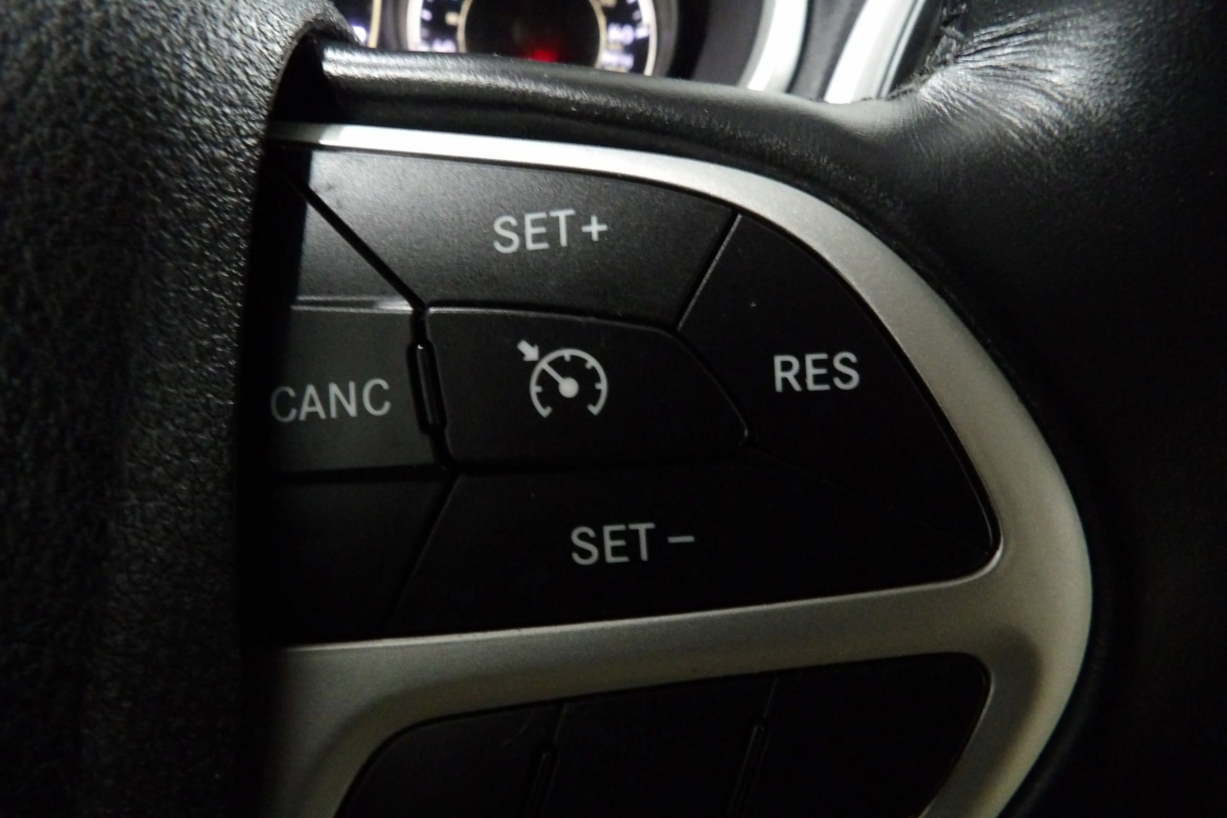Used 2017 Jeep Cherokee Latitude w/ Safety/Convenience Group image 16