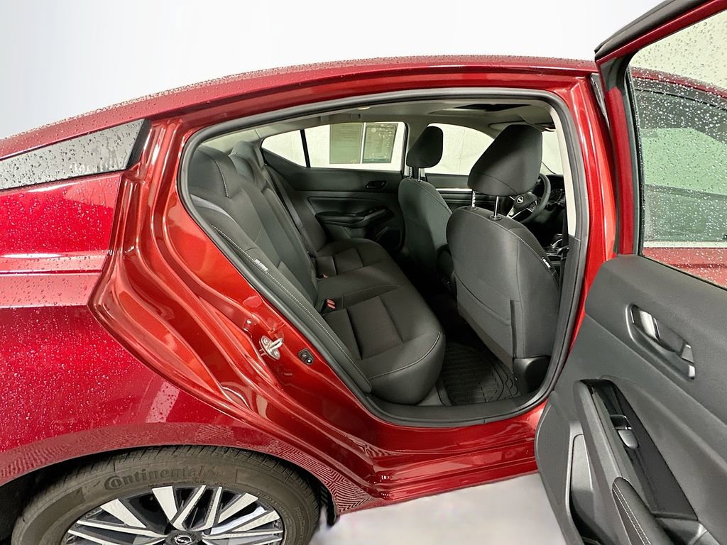 Used 2023 Nissan Altima 2.5 SV w/ SV Premium Package image 27