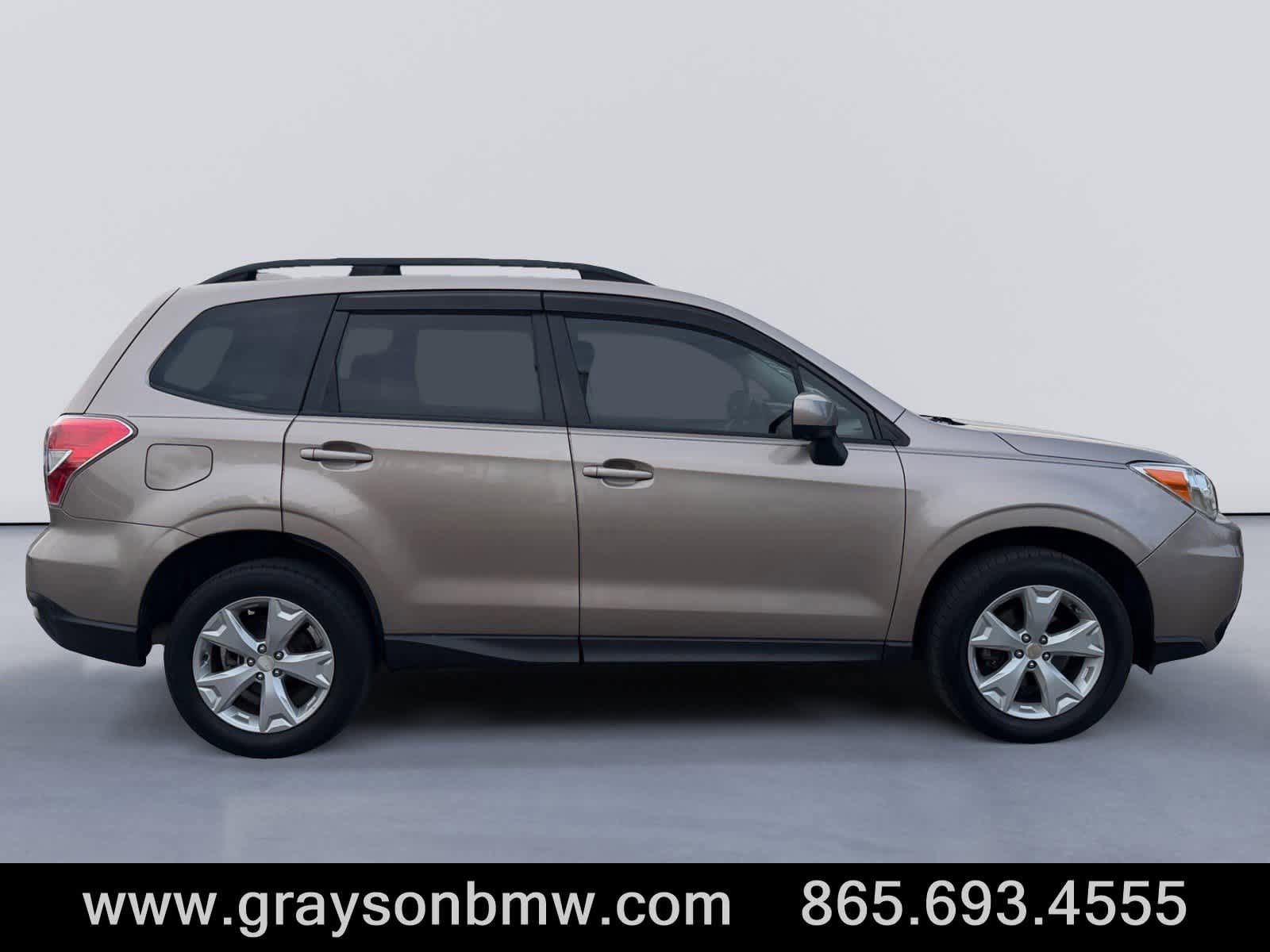 Used 2016 Subaru Forester 2.5i Premium AWD/4WD image 2