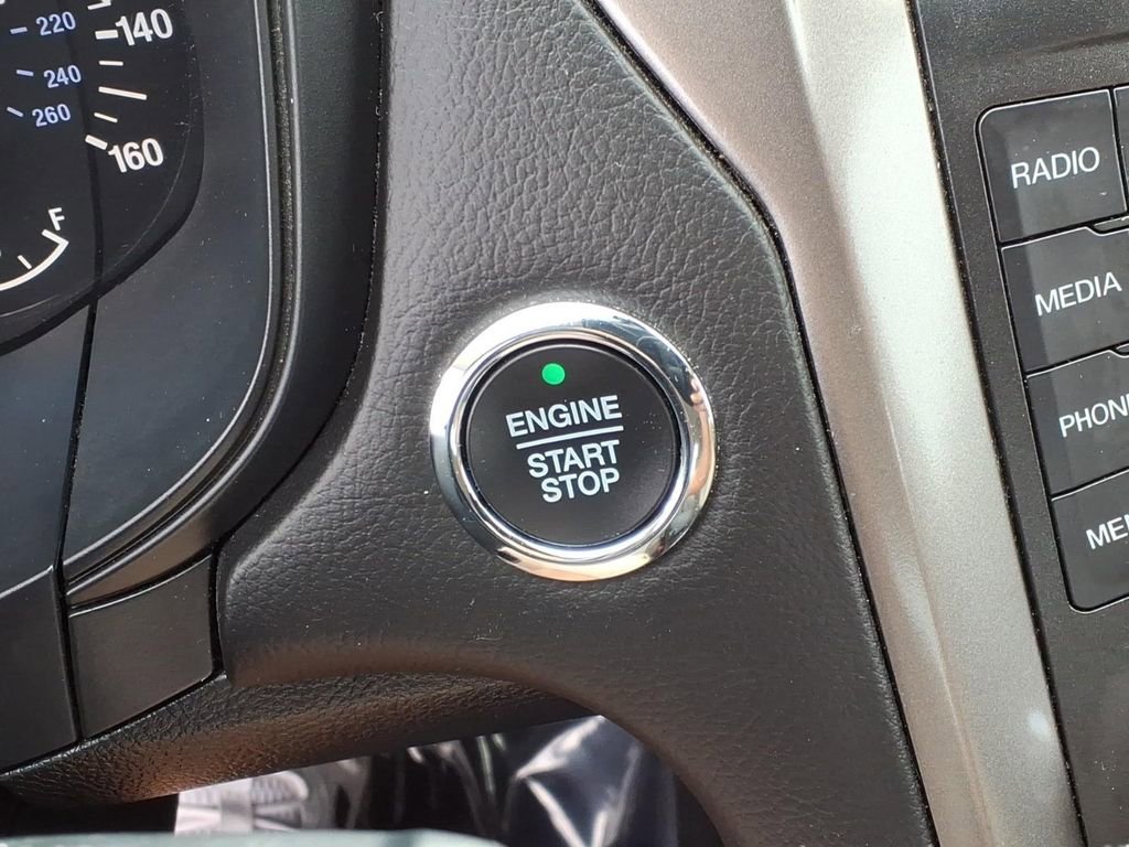 Used 2019 Ford Fusion S image 19