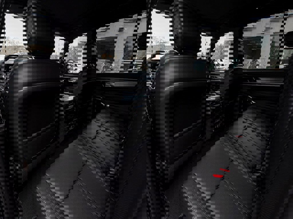 New 2025 Jeep Wagoneer 4WD image 29