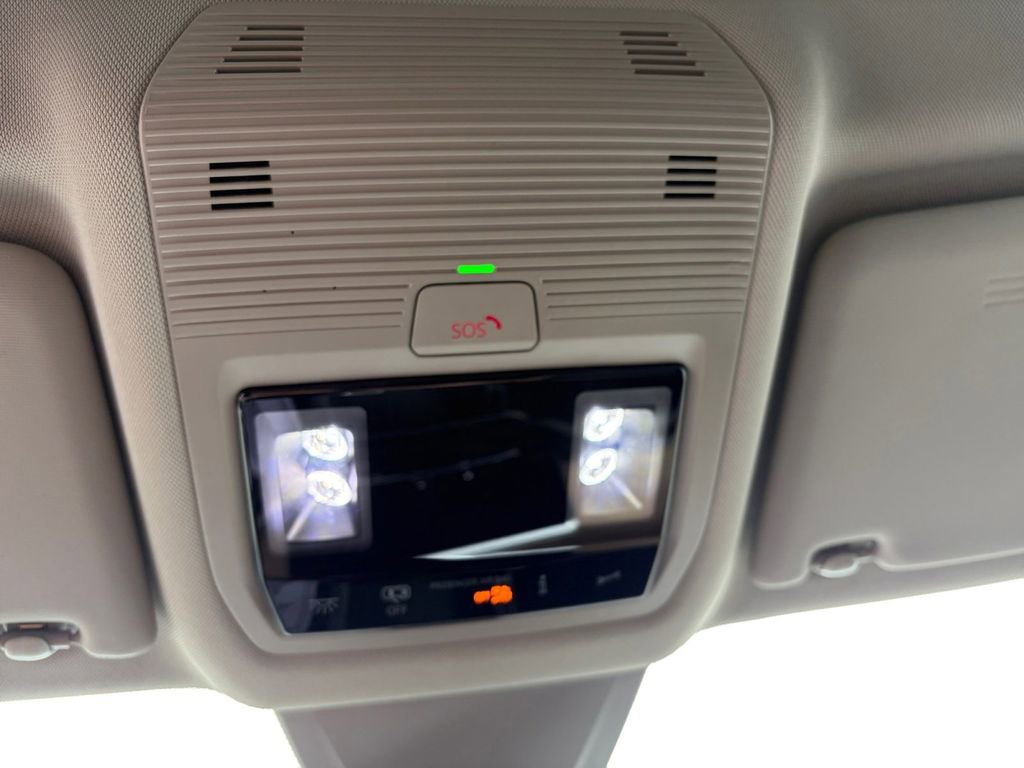 Certified 2026 Volkswagen Atlas SE FWD image 22