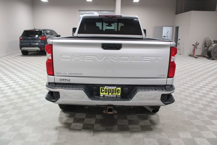 Used 2020 Chevrolet Silverado 2500 LTZ w/ LTZ Premium Package image 10