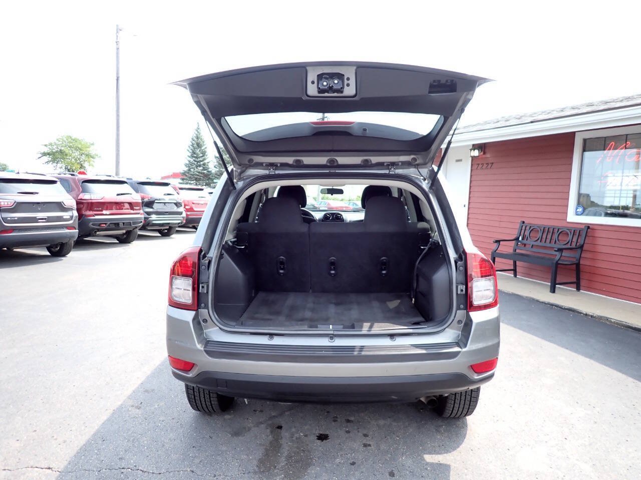 Used 2014 Jeep Compass Sport w/ Power Value Group AWD/4WD image 5