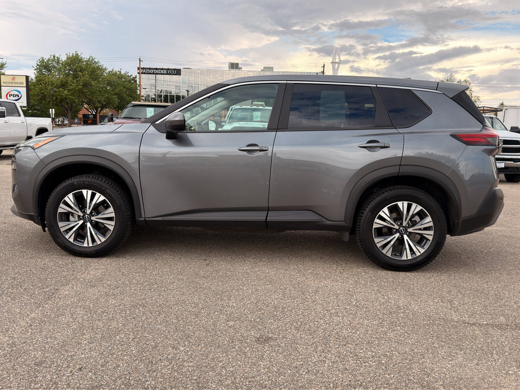 Used 2023 Nissan Rogue SV AWD/4WD image 2