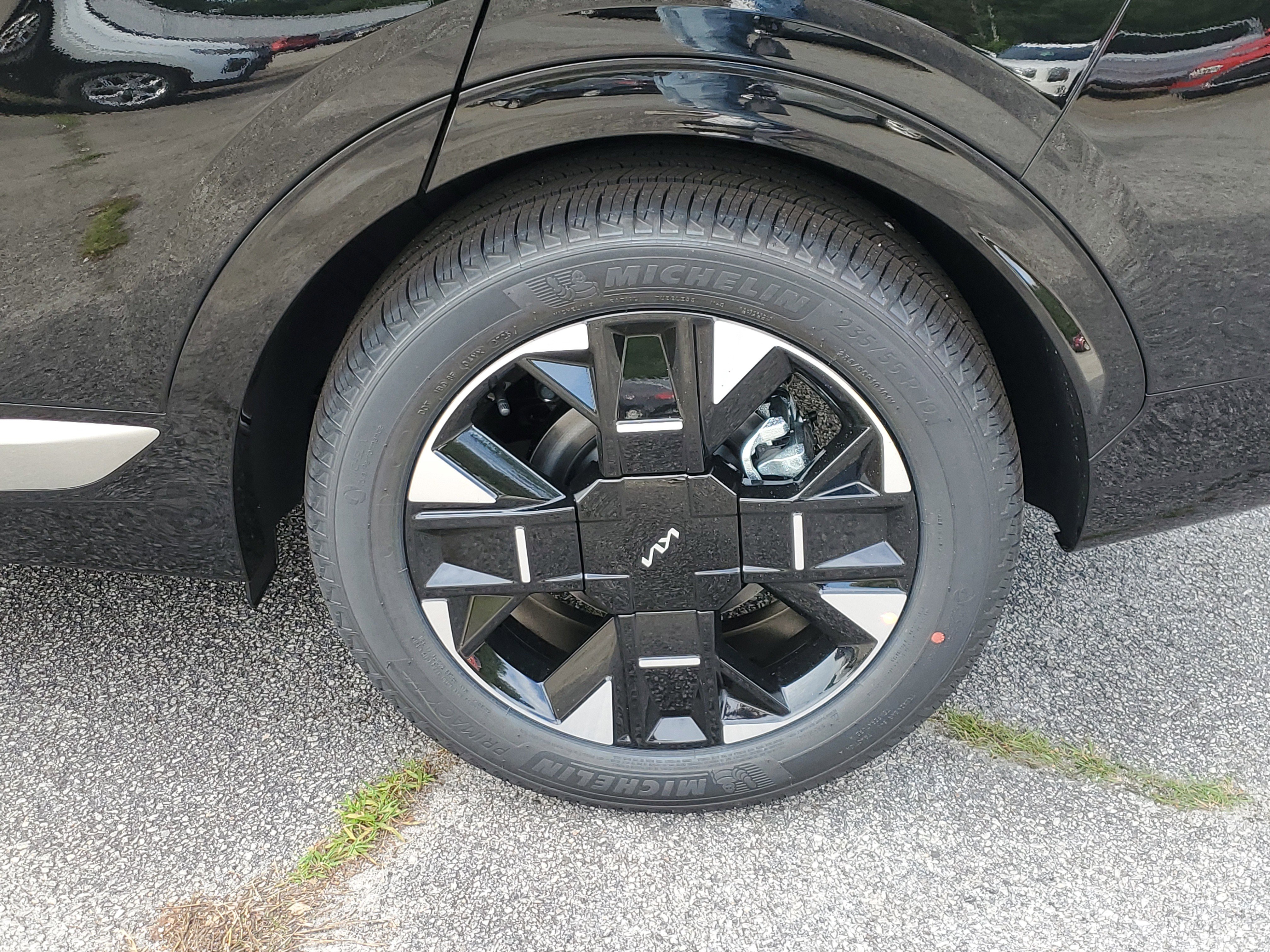 New 2026 Kia Sportage SX image 8