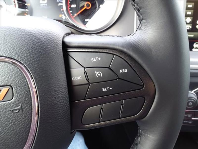 Used 2023 Dodge Charger SXT image 16