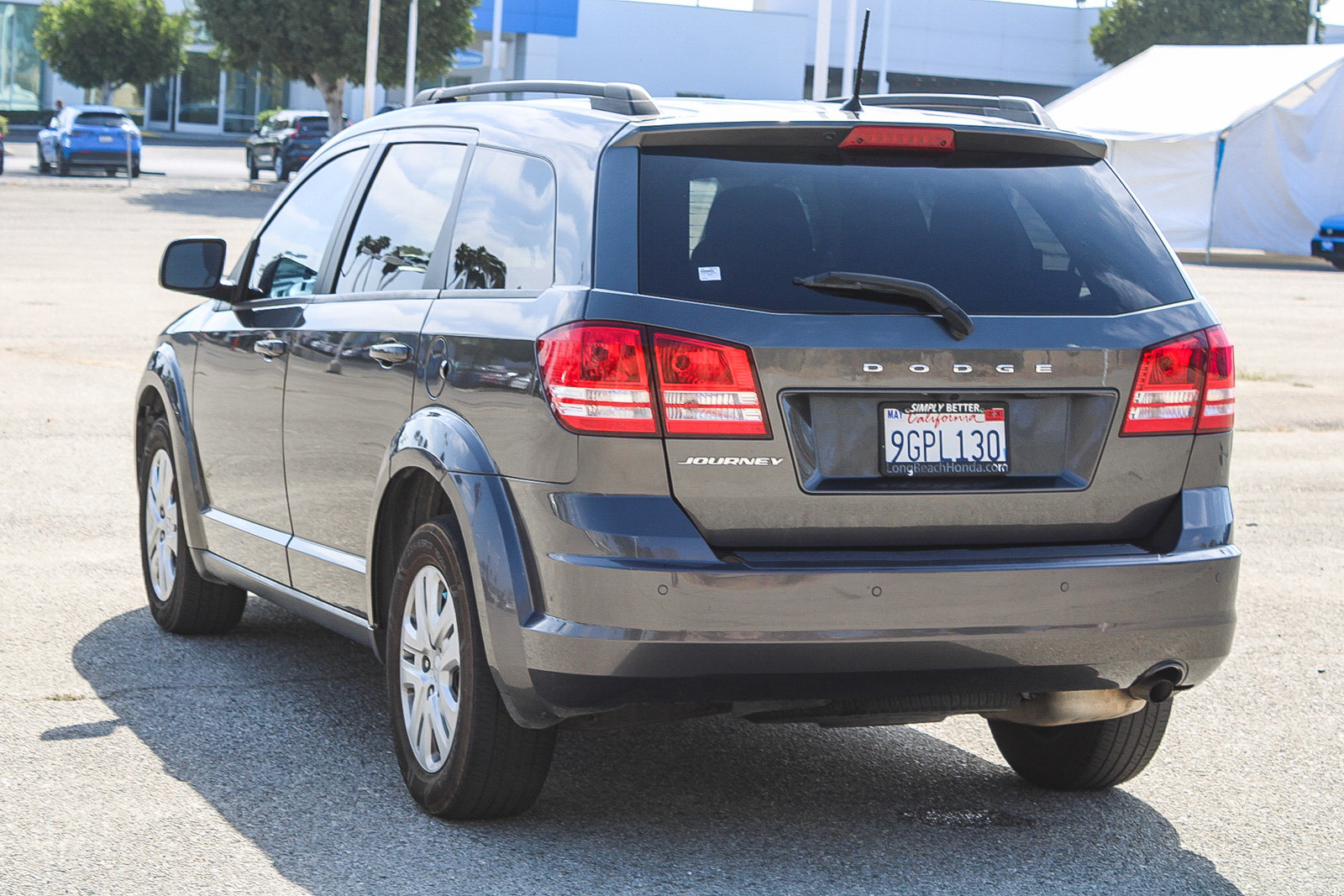 Used 2020 Dodge Journey SE FWD image 9
