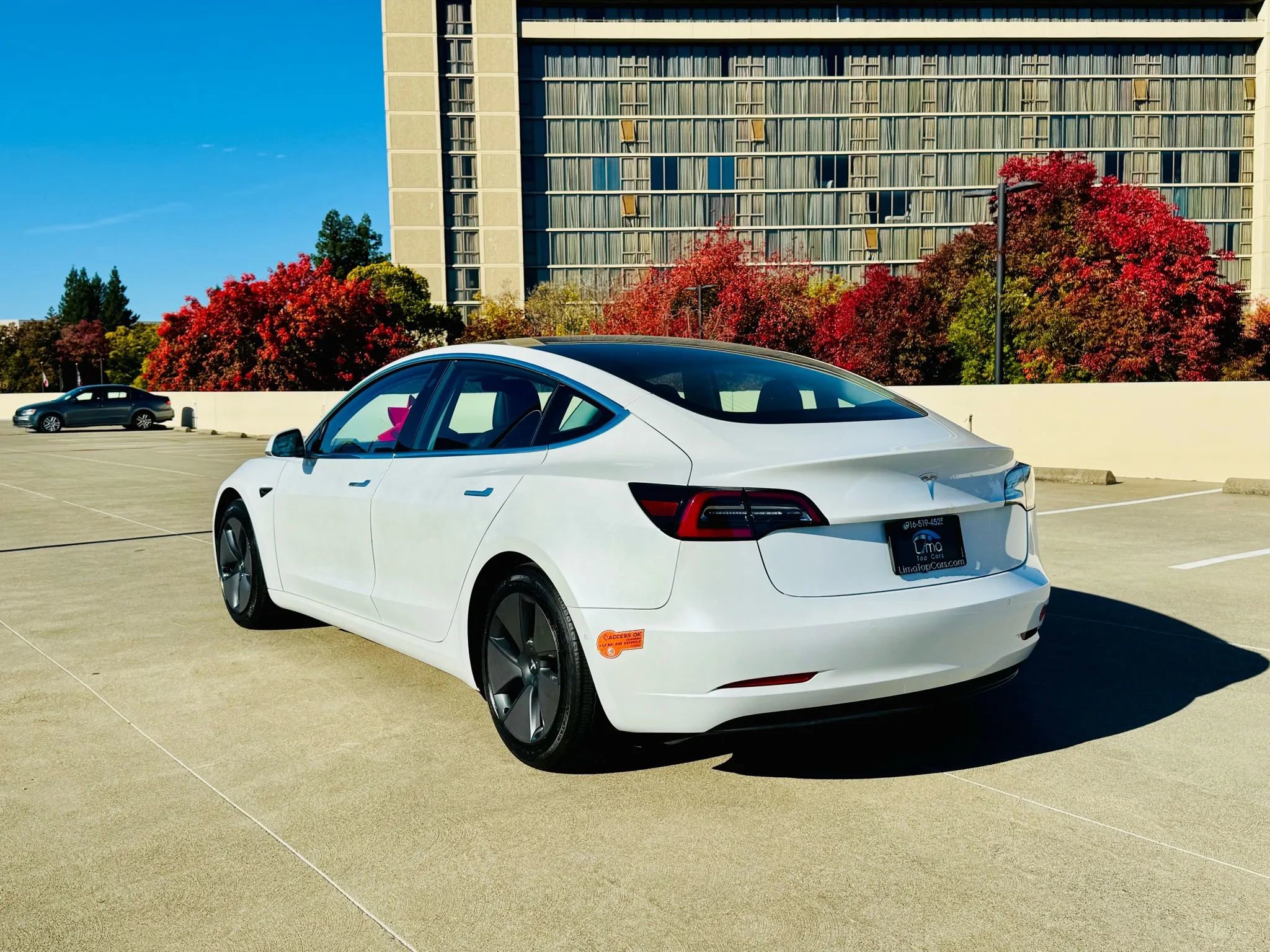 Used 2020 Tesla Model 3 image 4