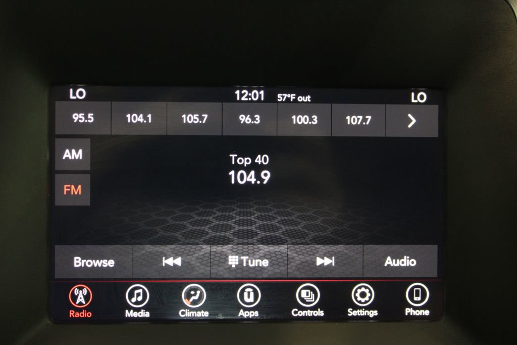Used 2019 Dodge Durango SXT w/ 3rd Row Seating Group AWD/4WD image 15