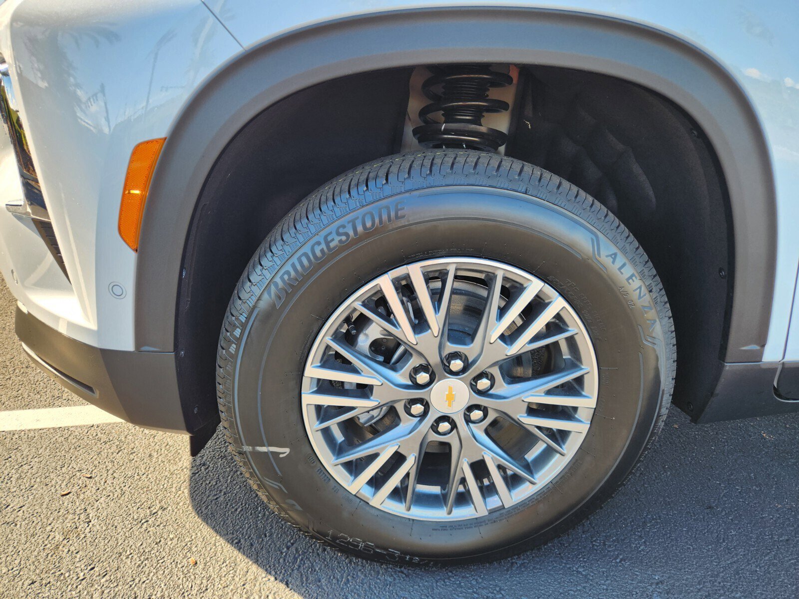 New 2026 Chevrolet Traverse LT w/ Enhanced Driving Package image 4