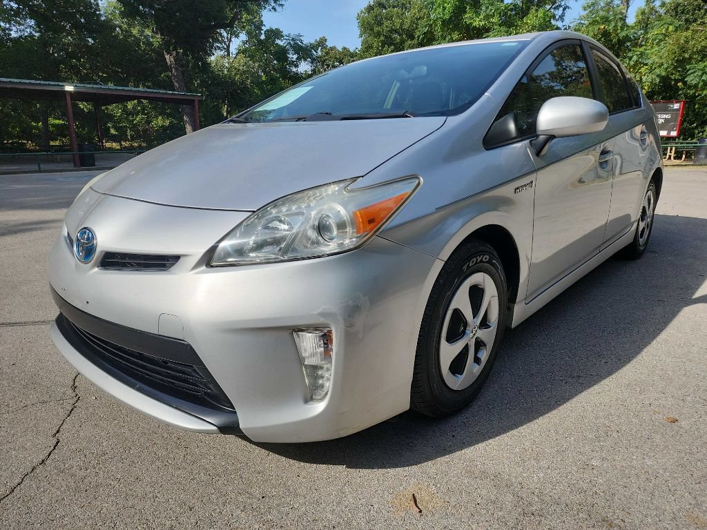 Used 2014 Toyota Prius Two FWD image 38