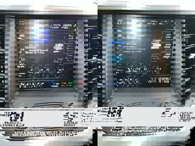 Used 2023 GMC Acadia SLE w/ Driver Convenience Package image 31