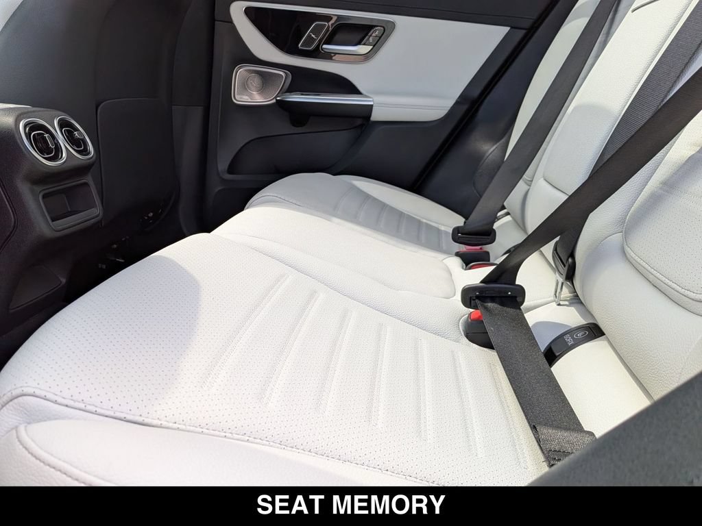 Certified 2023 Mercedes-Benz GLC 300 4MATIC image 3