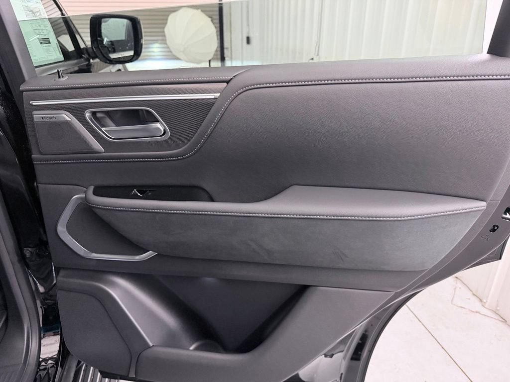 Certified 2026 INFINITI QX80 Luxe w/ Cargo Package RWD image 43