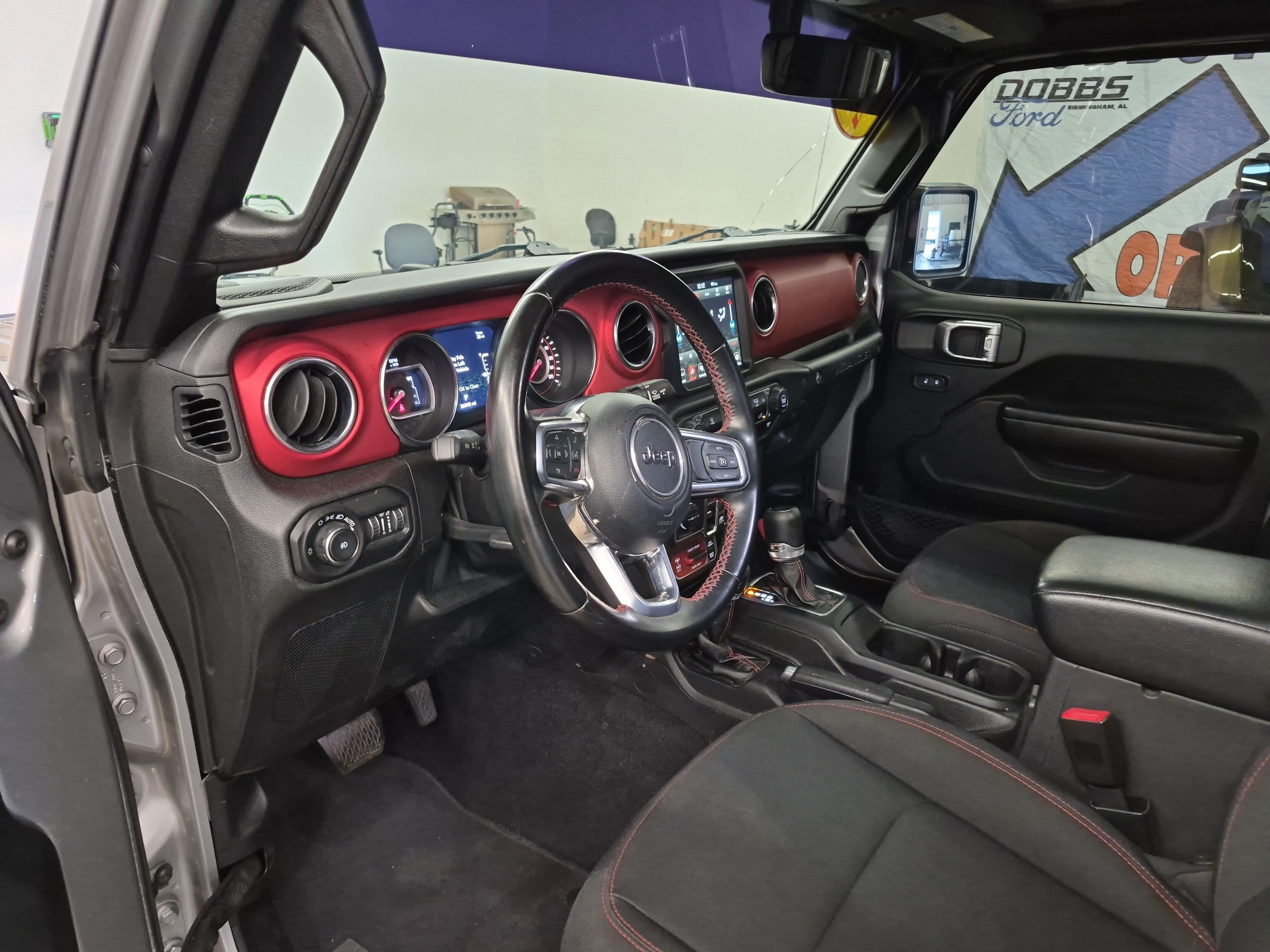 Used 2021 Jeep Wrangler Unlimited Rubicon AWD/4WD image 11