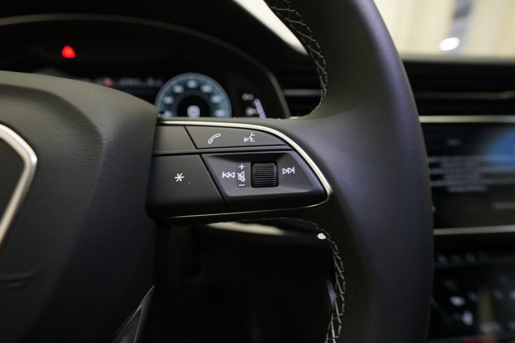 New 2026 Audi Q7 3.0T Premium Plus AWD/4WD image 19