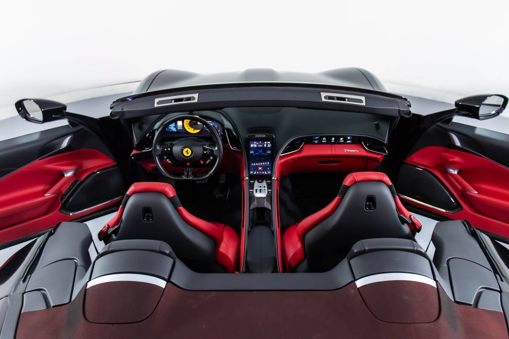 Certified 2024 Ferrari Roma Spider RWD image 22