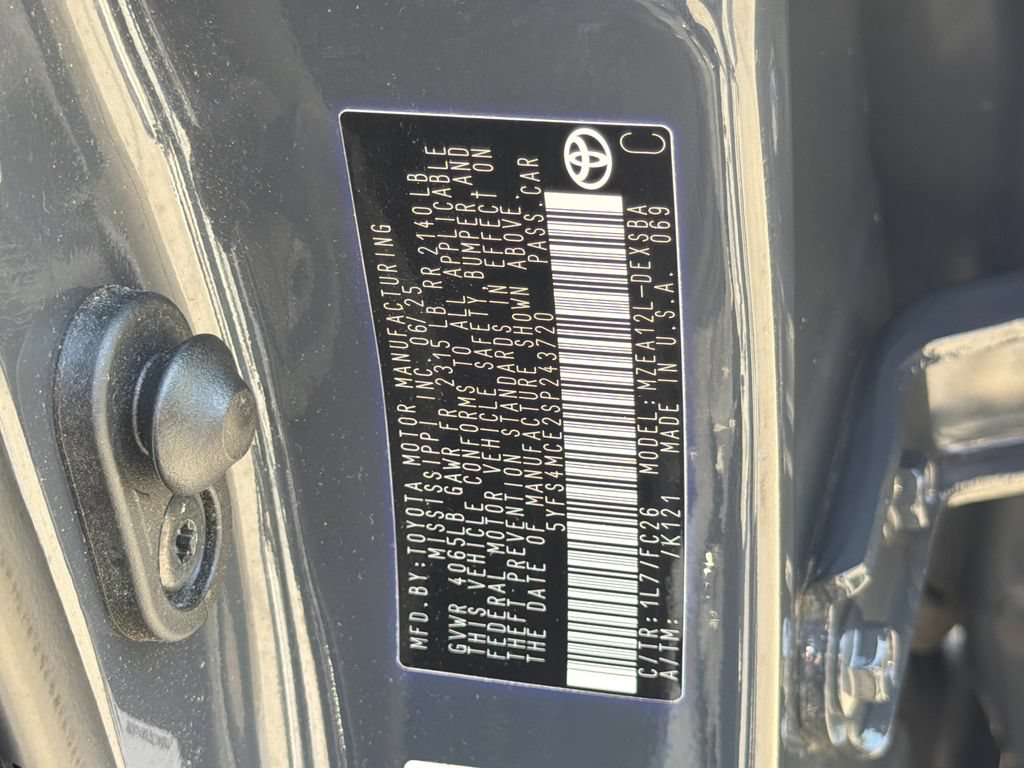 Used 2025 Toyota Corolla SE FWD image 33