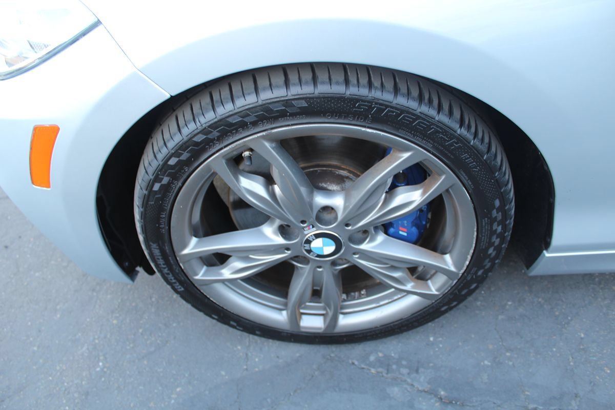 Used 2016 BMW M235i Coupe RWD image 11
