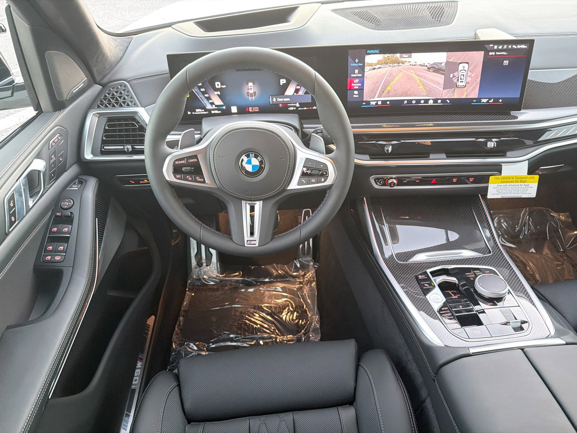 New 2026 BMW X7 M60i w/ Climate Comfort Package image 18