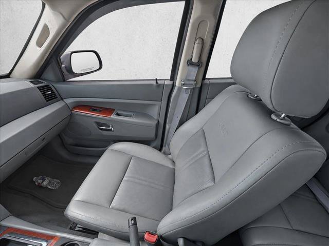 Used 2005 Jeep Grand Cherokee Limited AWD/4WD image 15