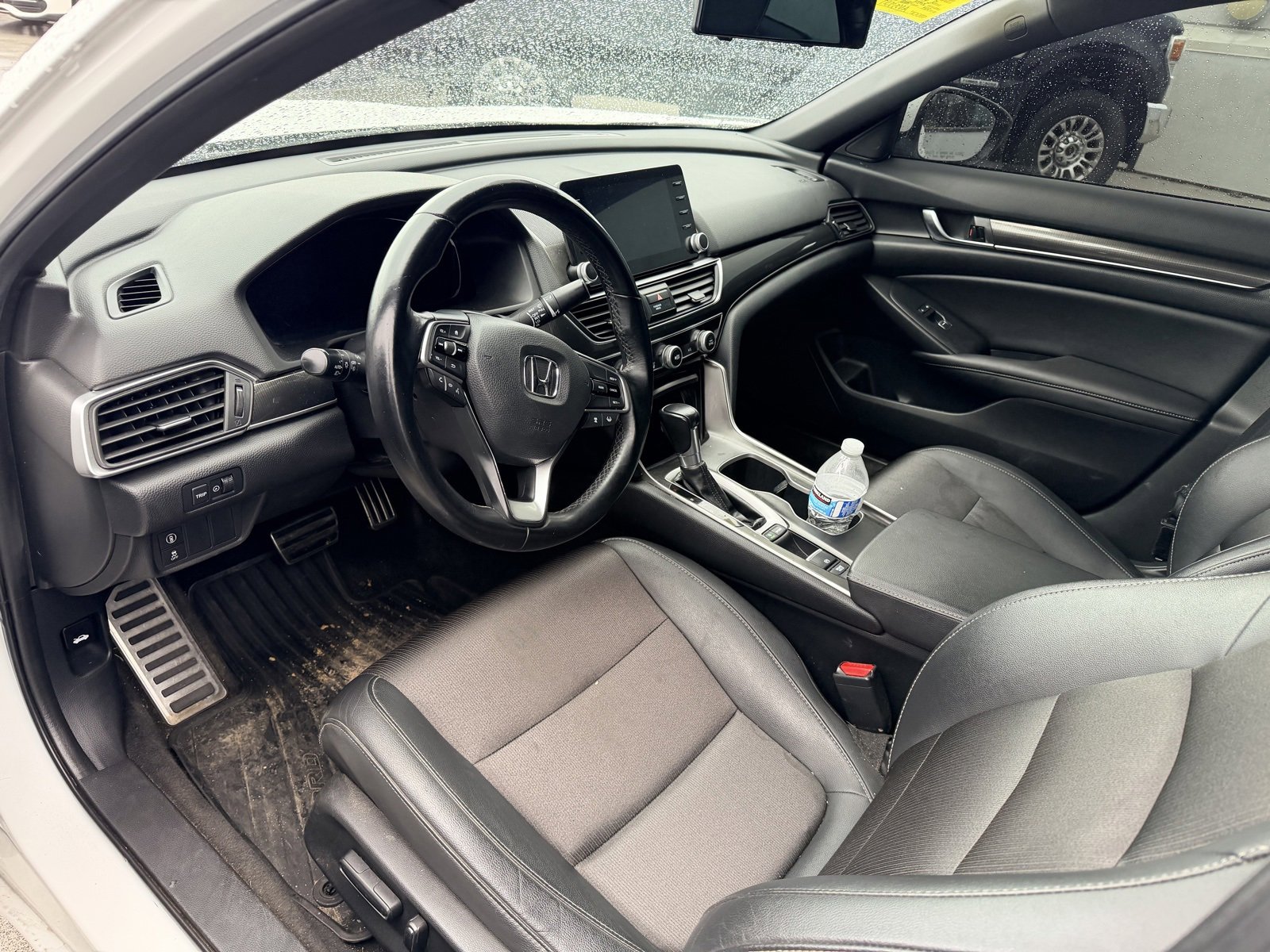 Used 2019 Honda Accord Sport image 3