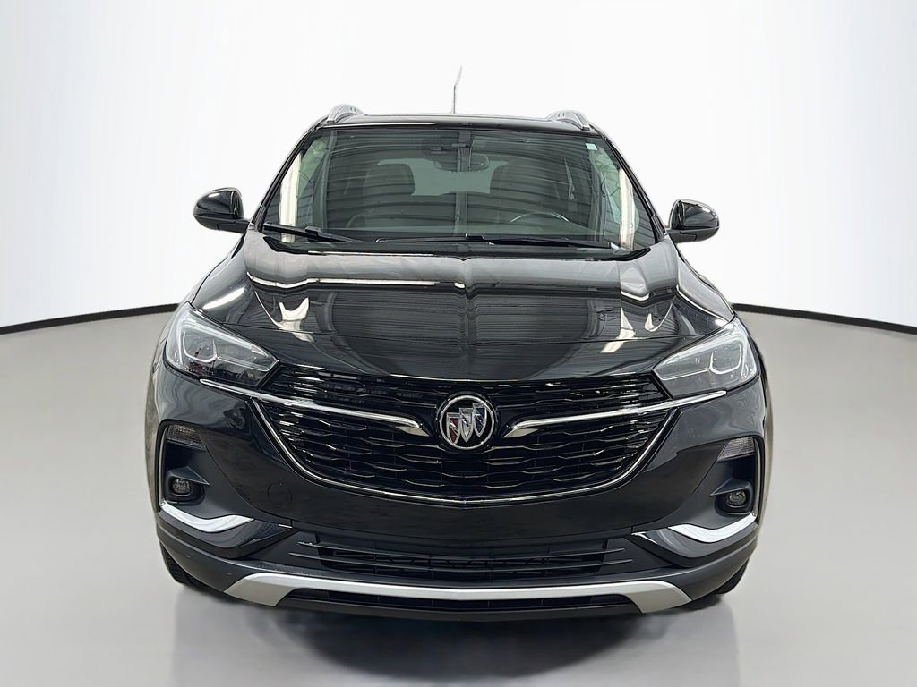 Used 2023 Buick Encore GX Essence w/ Experience Buick Package FWD image 2