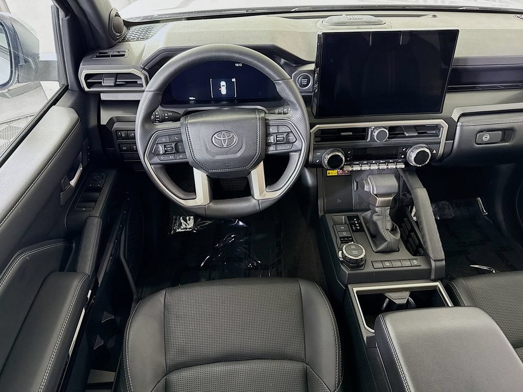 Certified 2025 Toyota 4Runner Limited AWD/4WD image 4