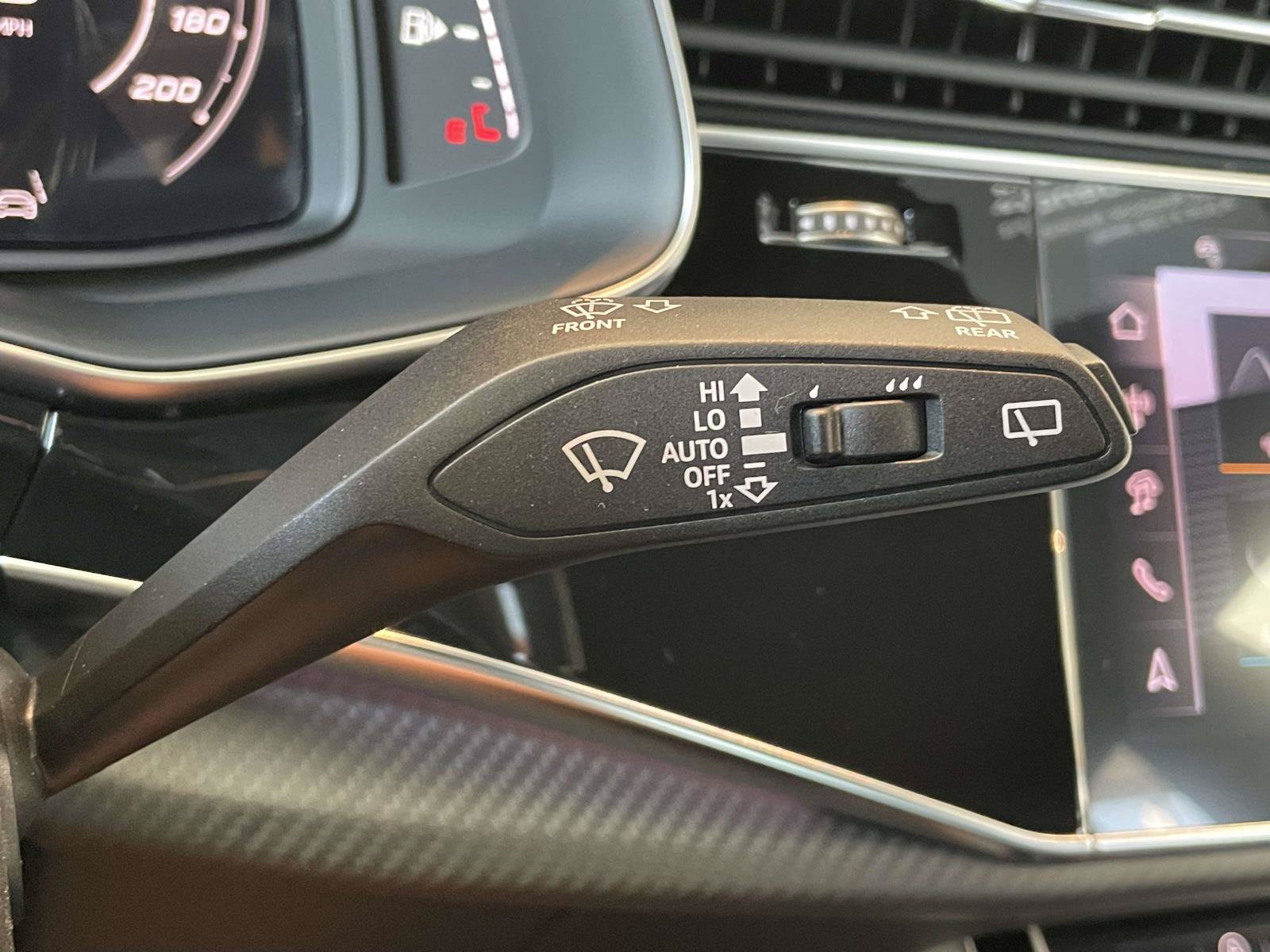 New 2026 Audi RS Q8 performance AWD/4WD image 25