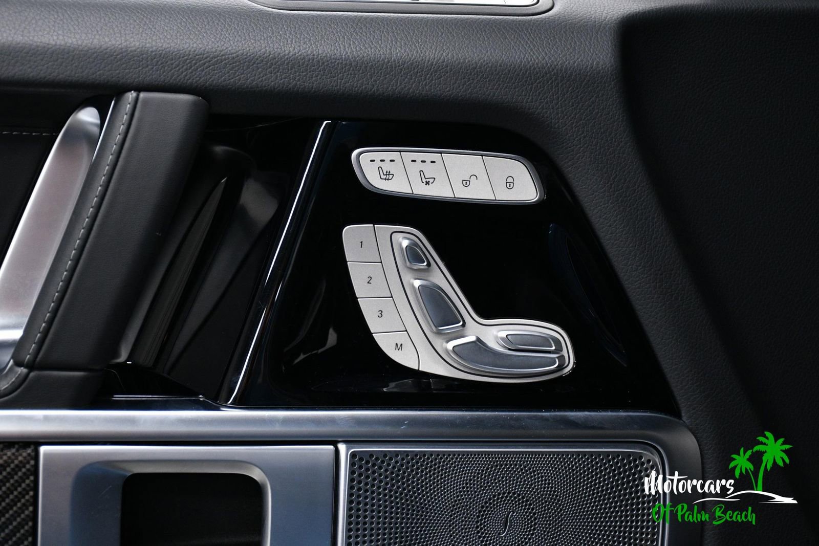 Used 2025 Mercedes-Benz G 63 AMG 4MATIC image 37