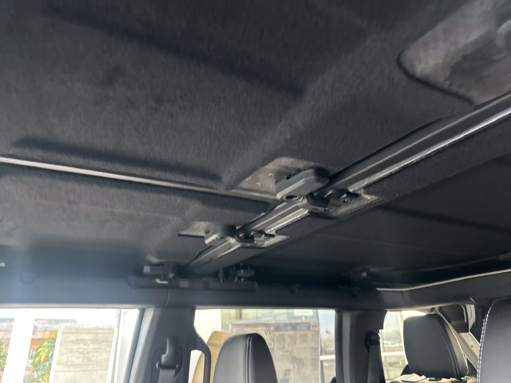 Used 2025 Ford Bronco Outer Banks AWD/4WD image 21