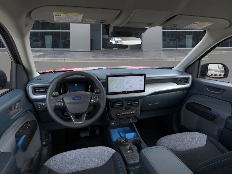 New 2025 Ford Maverick XLT image 10