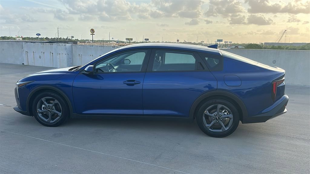 Used 2025 Kia K4 LXS FWD image 9